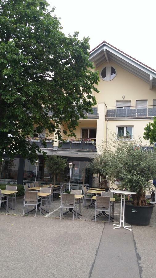 Hotel-Restaurant Zum Baeumle Suessen Exterior photo